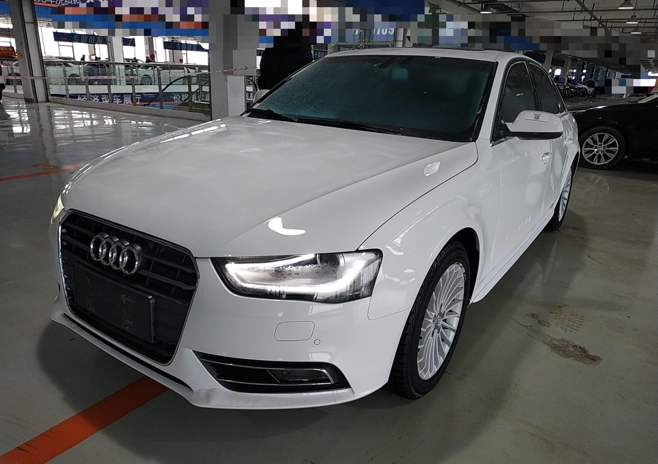 奥迪A4L 2015款 35 TFSI 自动舒适型