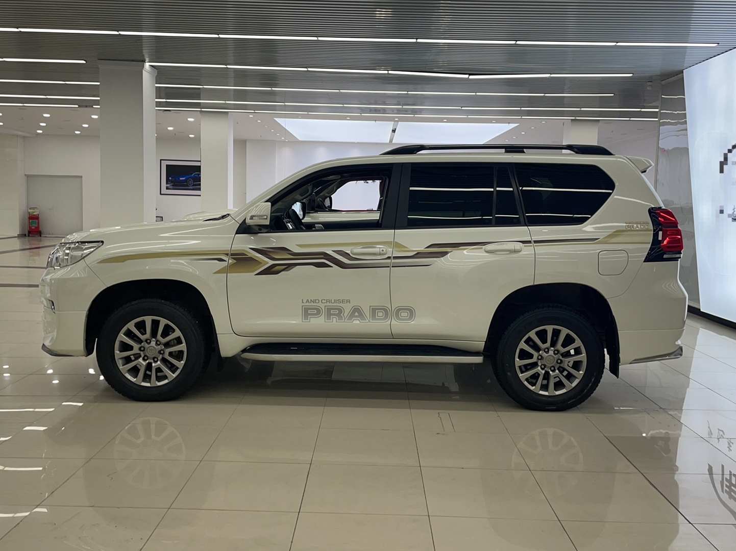 丰田 普拉多 2018款 3.5L 自动TX