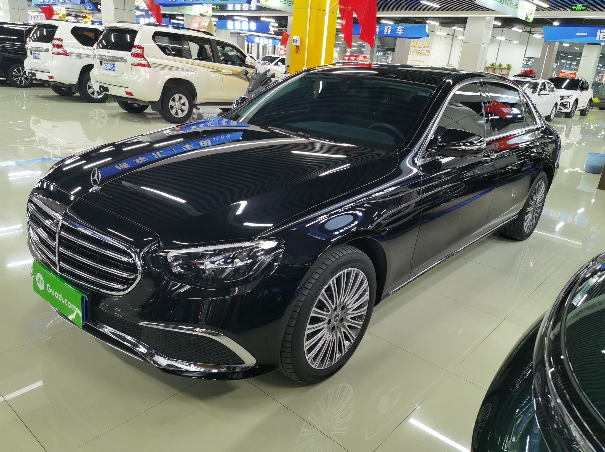 奔驰E级 2022款 改款二 E 300 L 豪华型