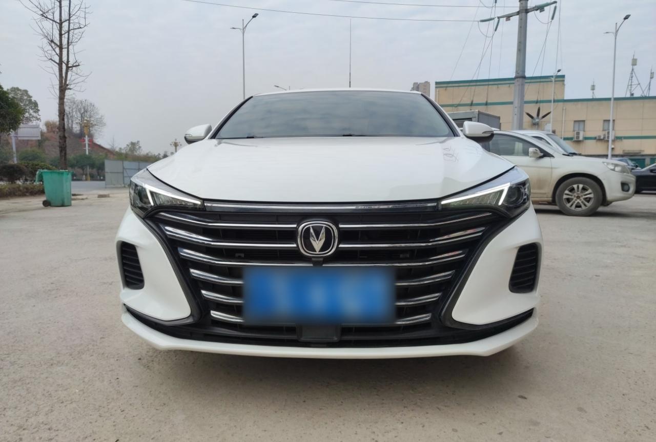 长安 逸动 2020款 PLUS 1.6L GDI 手动精英型