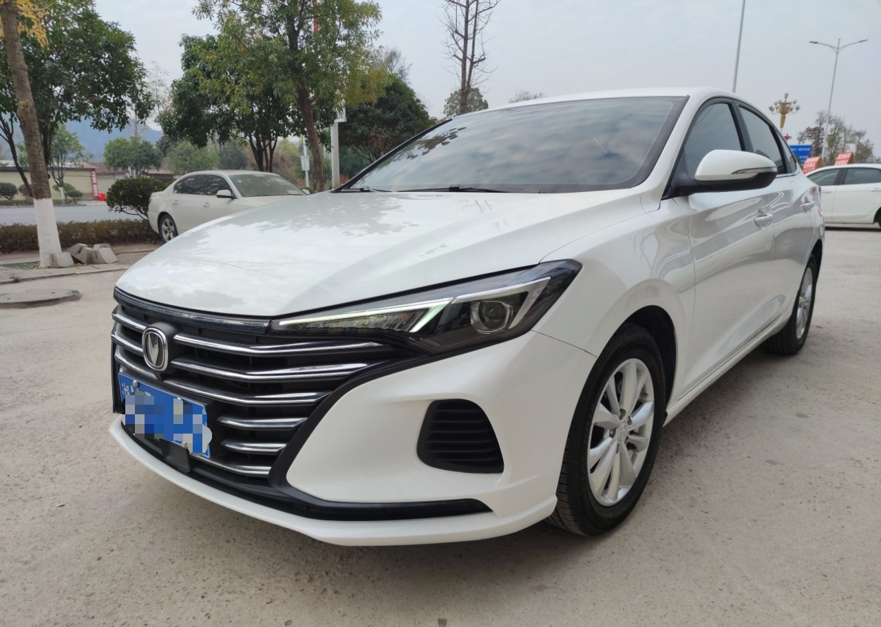 长安 逸动 2020款 PLUS 1.6L GDI 手动精英型