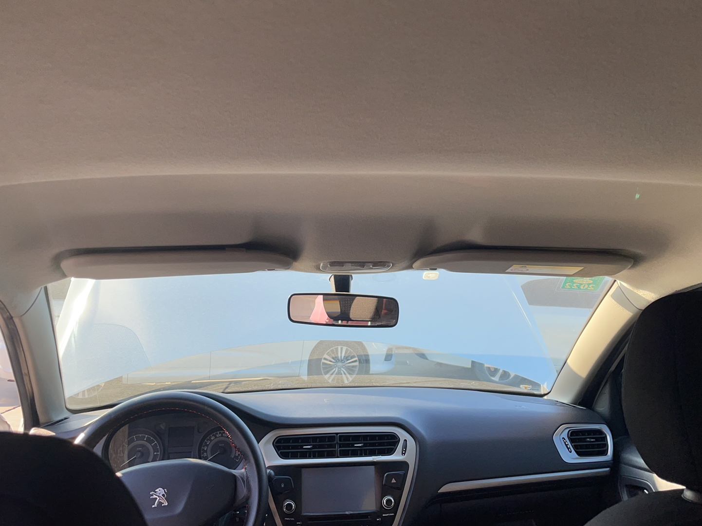 标致301 2016款 1.6L 手动舒适版