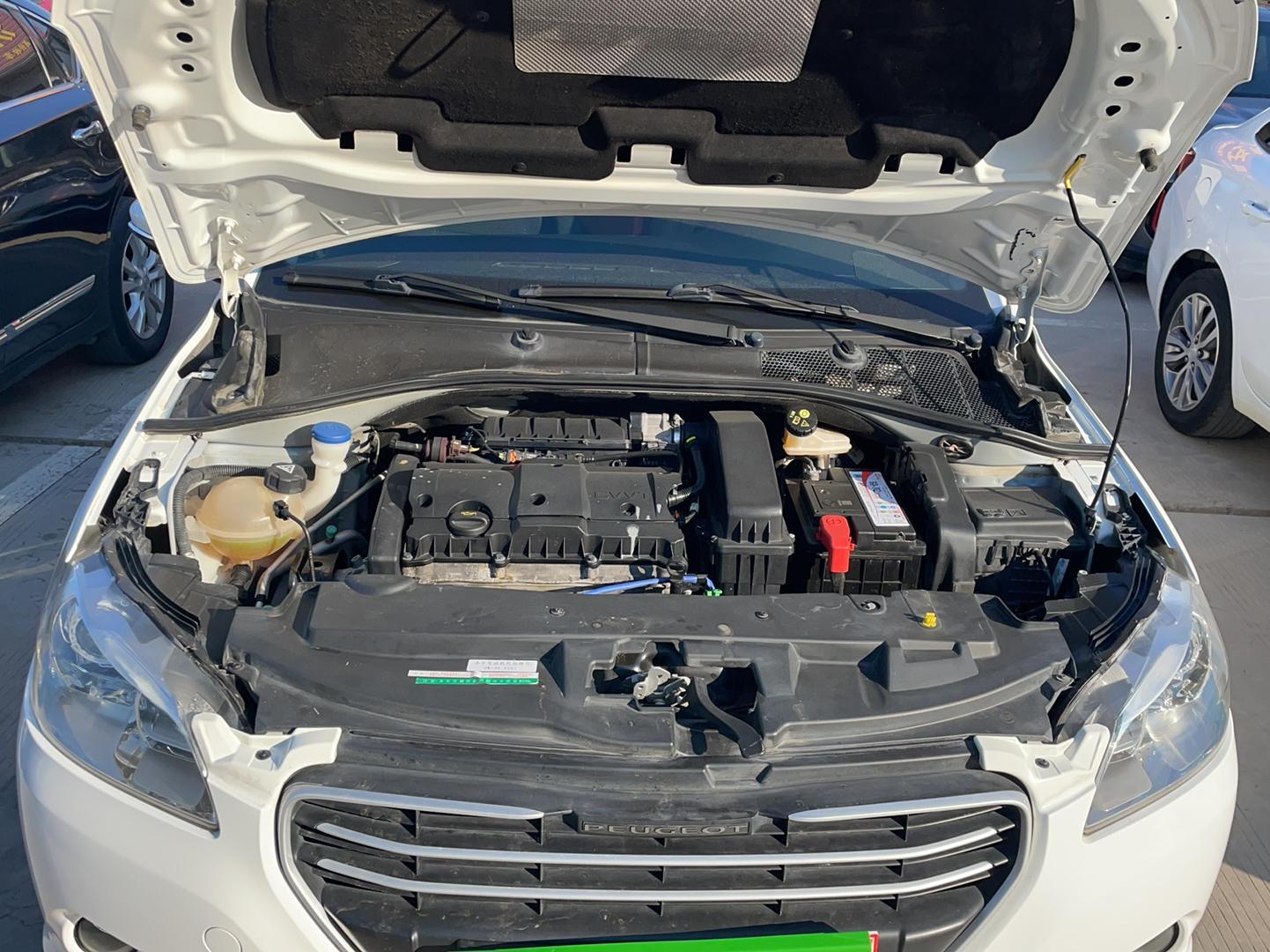 标致301 2016款 1.6L 手动舒适版