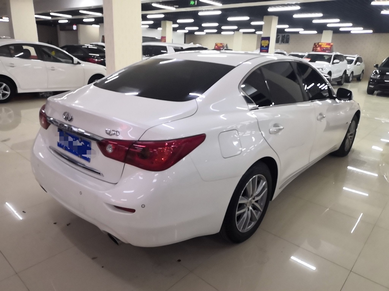 英菲尼迪Q50L 2016款 2.0T 悦享版