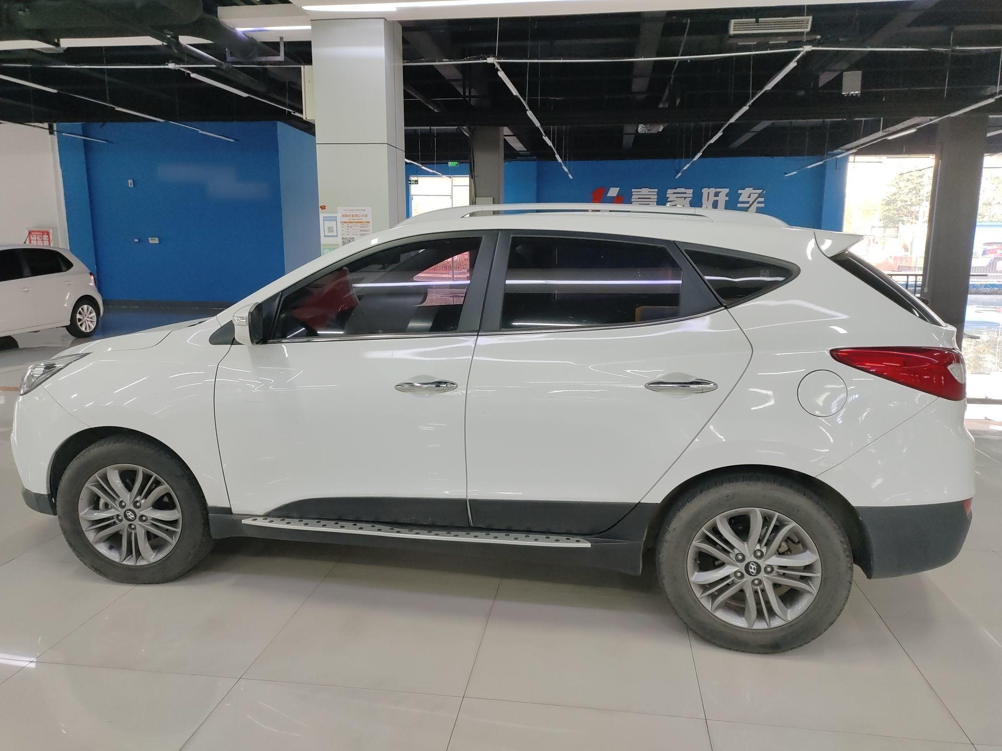 现代ix35 2015款 2.0L 自动两驱智能型 国V