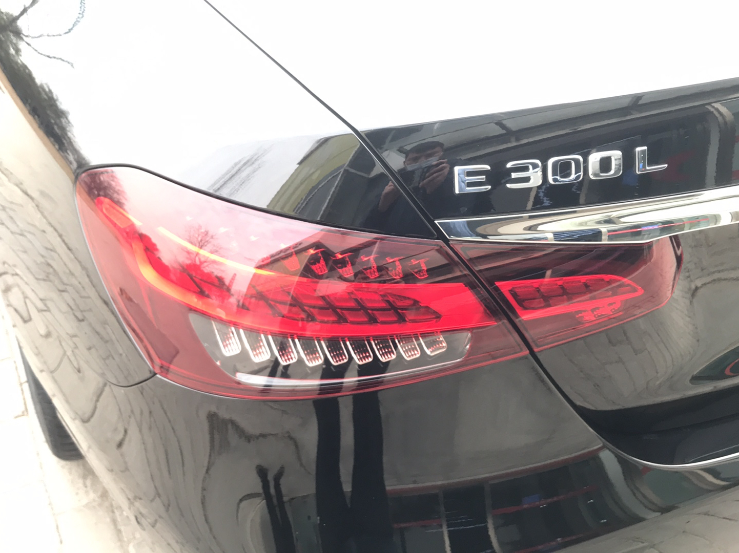 奔驰E级 2023款 E 300 L 时尚型