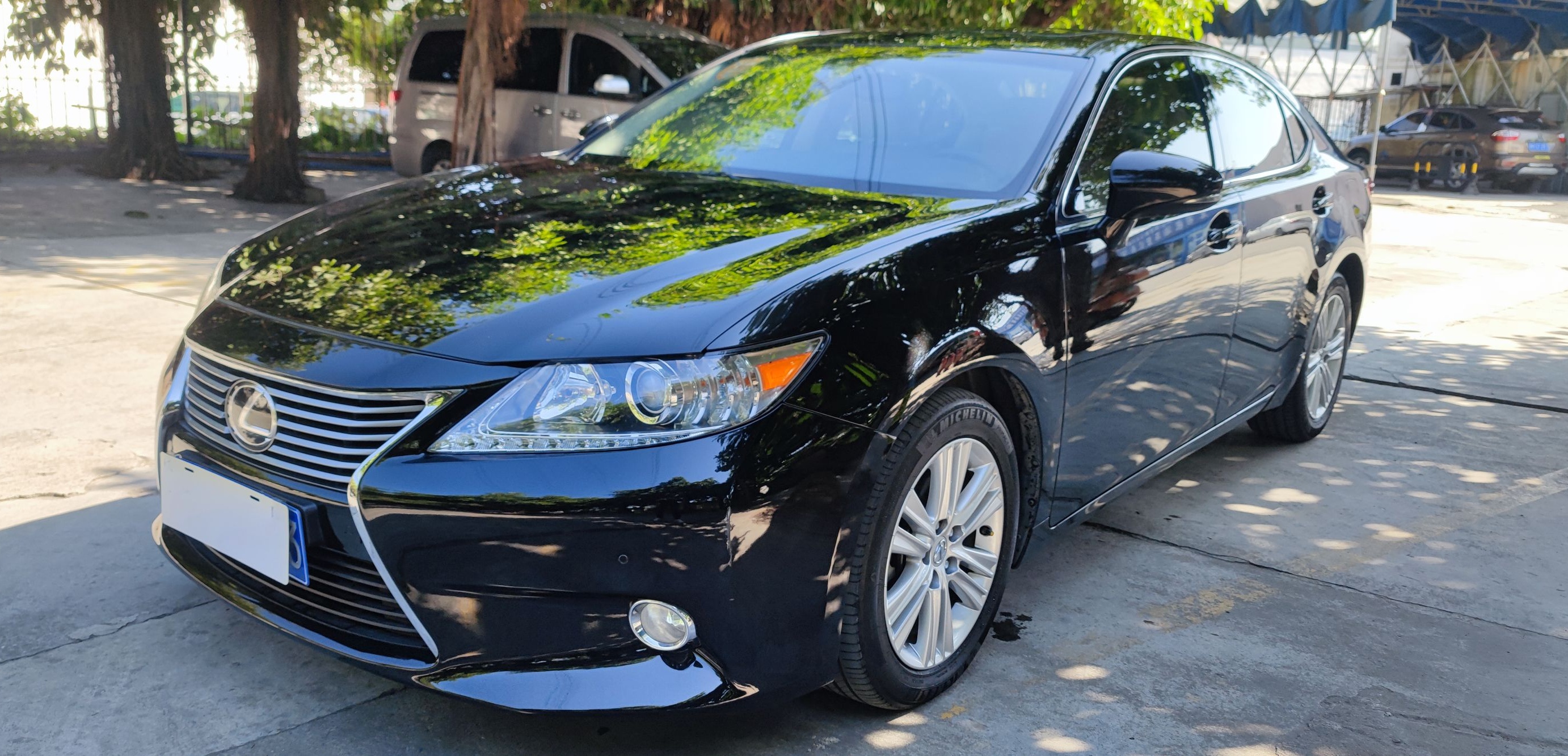 雷克萨斯ES 2013款 250 精英版