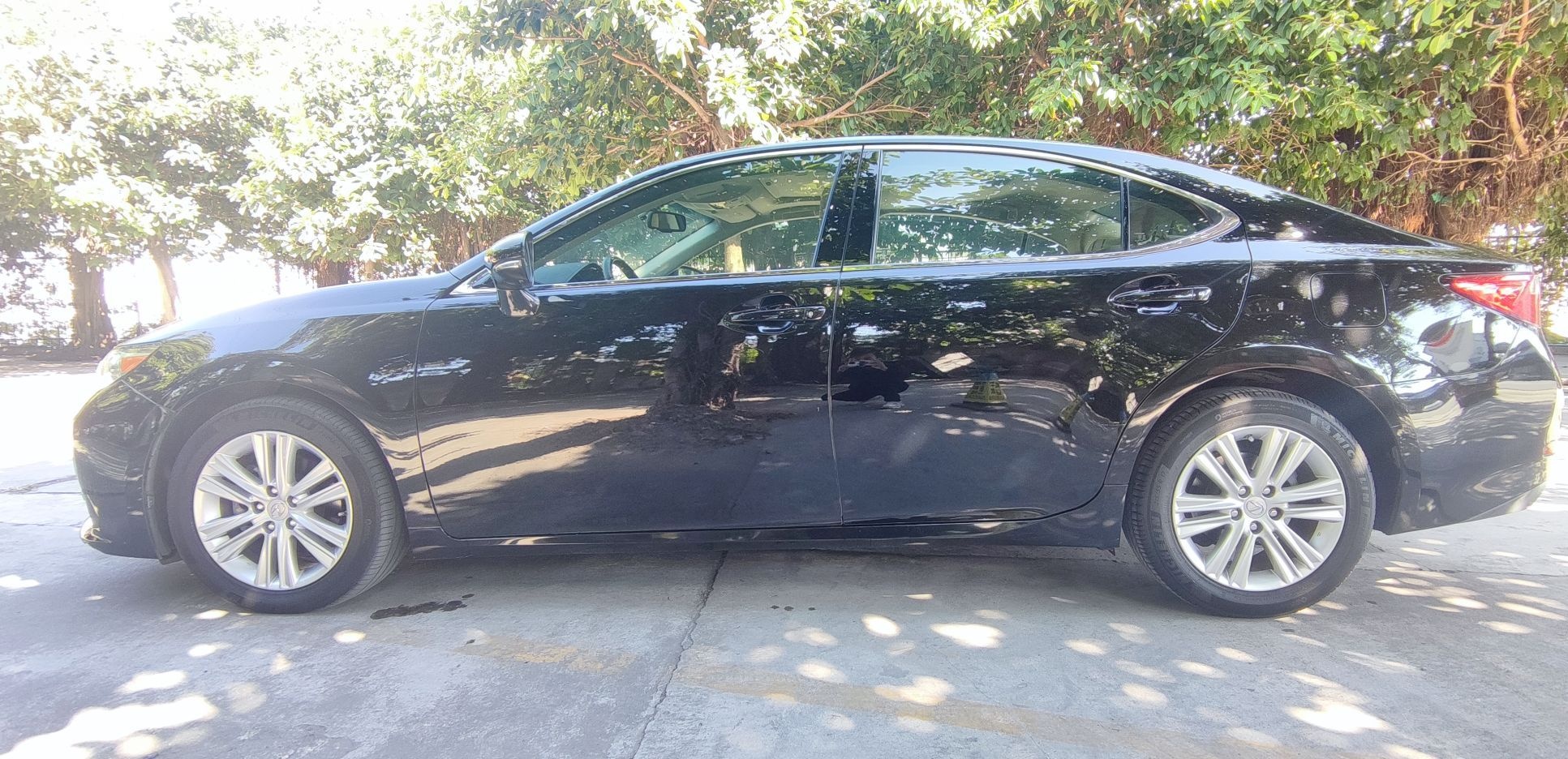 雷克萨斯ES 2013款 250 精英版