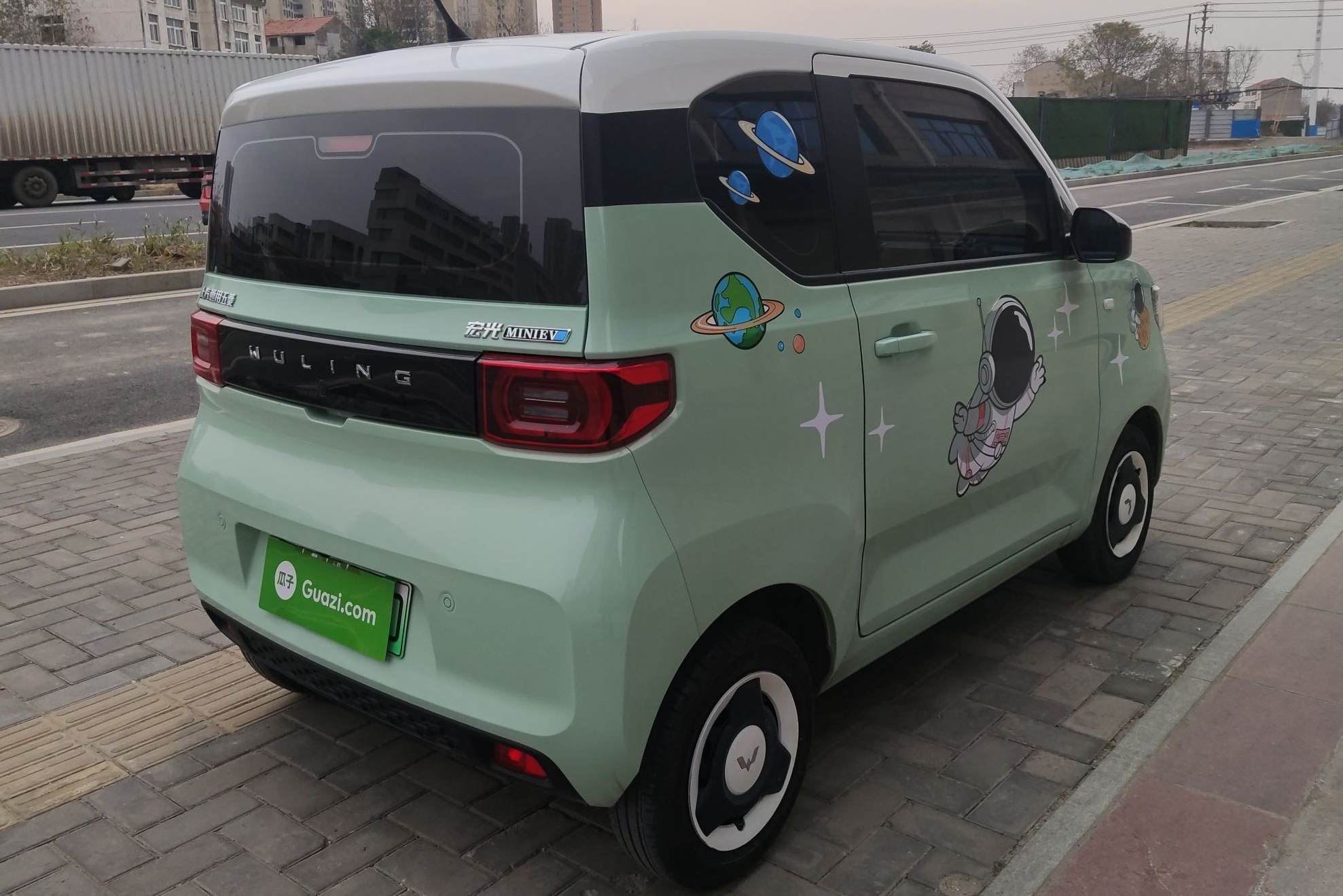 五菱汽车 宏光MINI EV 2021款 马卡龙臻享款 磷酸铁锂