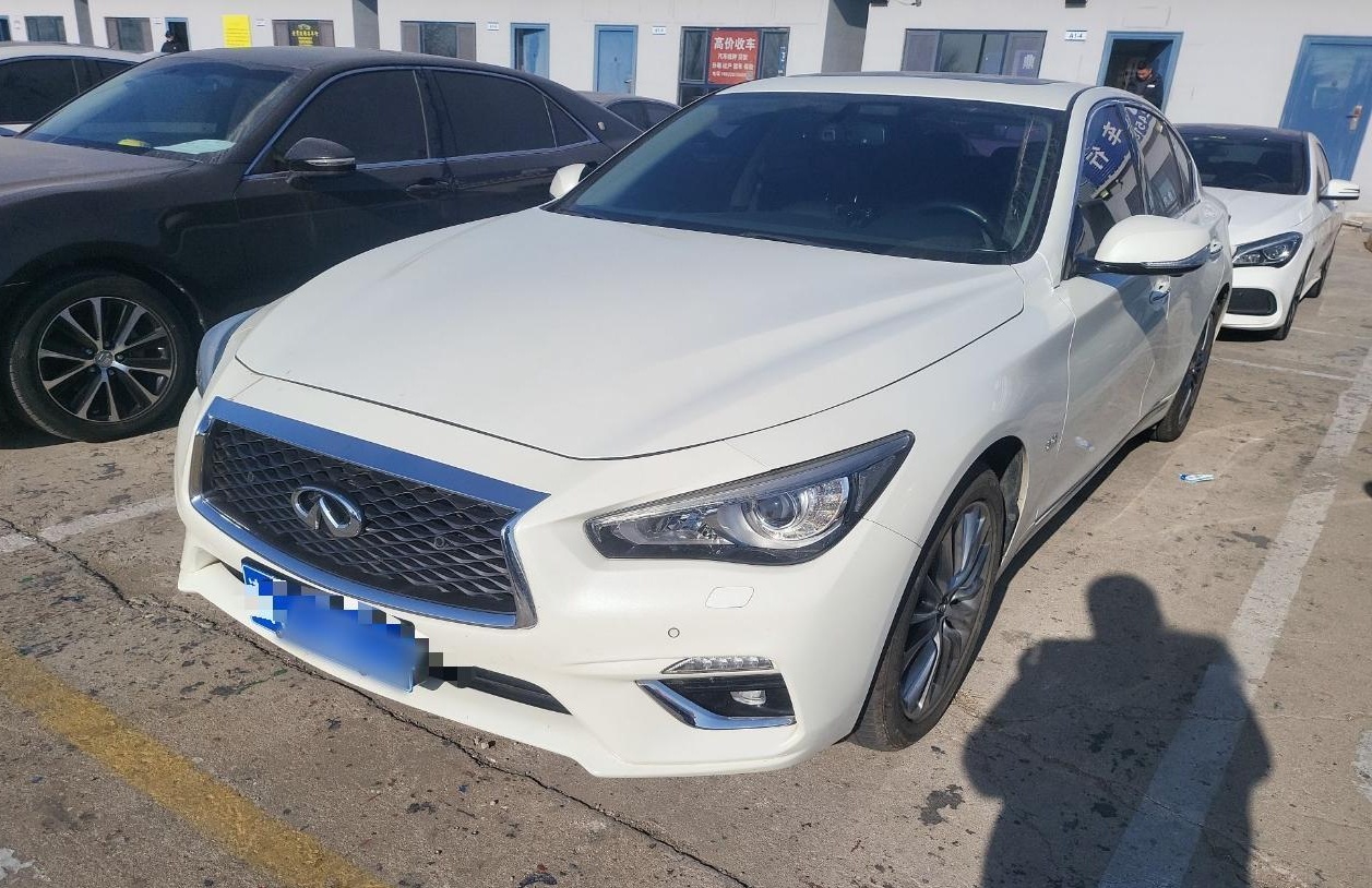 英菲尼迪Q50L 2018款 2.0T 进享版 国VI