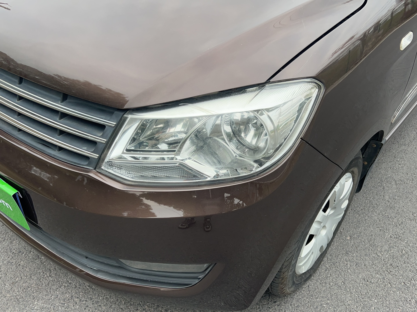 东风风光330 2014款 1.5L 手动实用型DK15