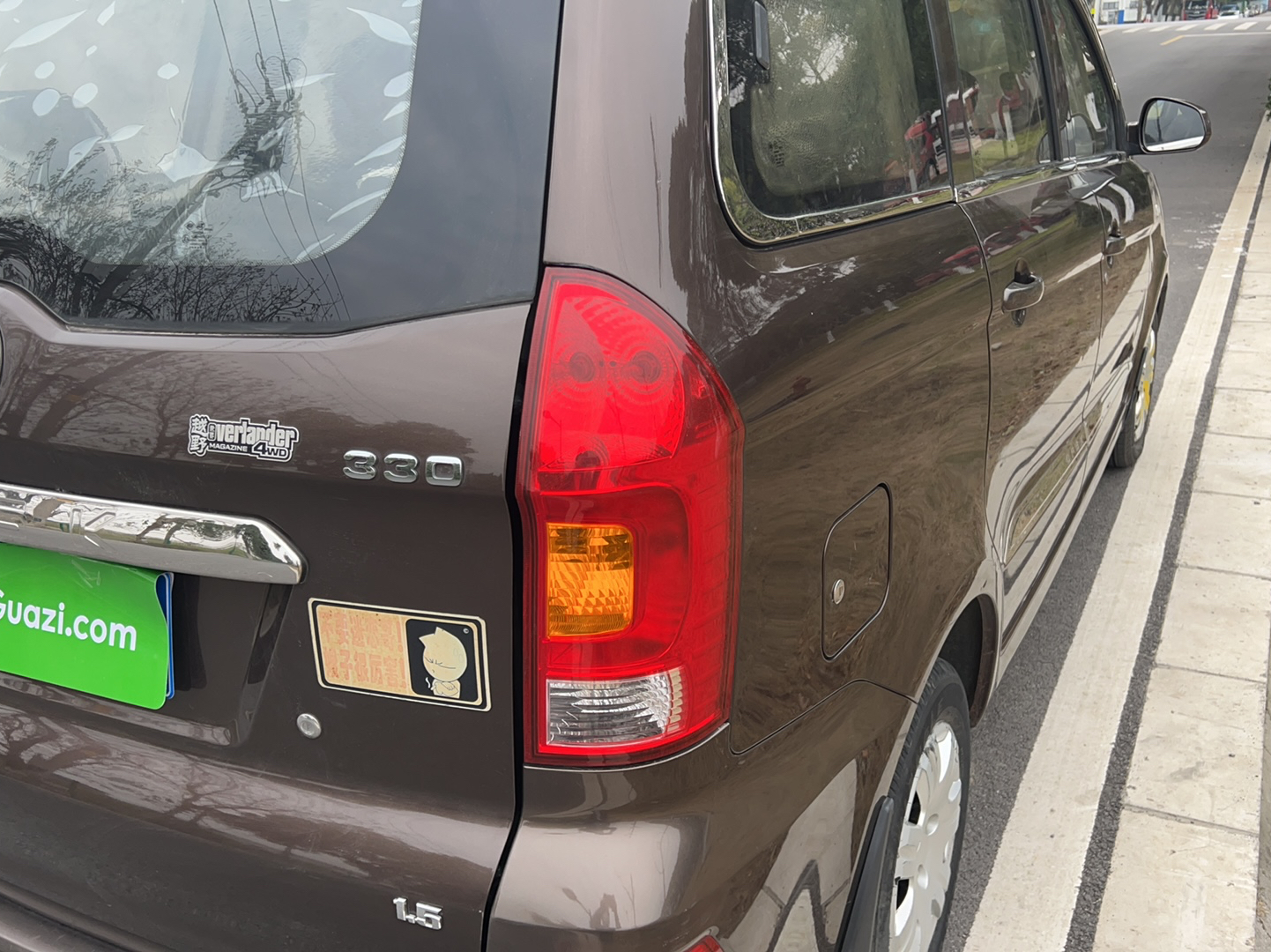 东风风光330 2014款 1.5L 手动实用型DK15