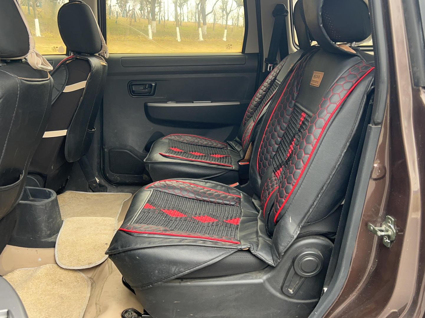 东风风光330 2014款 1.5L 手动实用型DK15