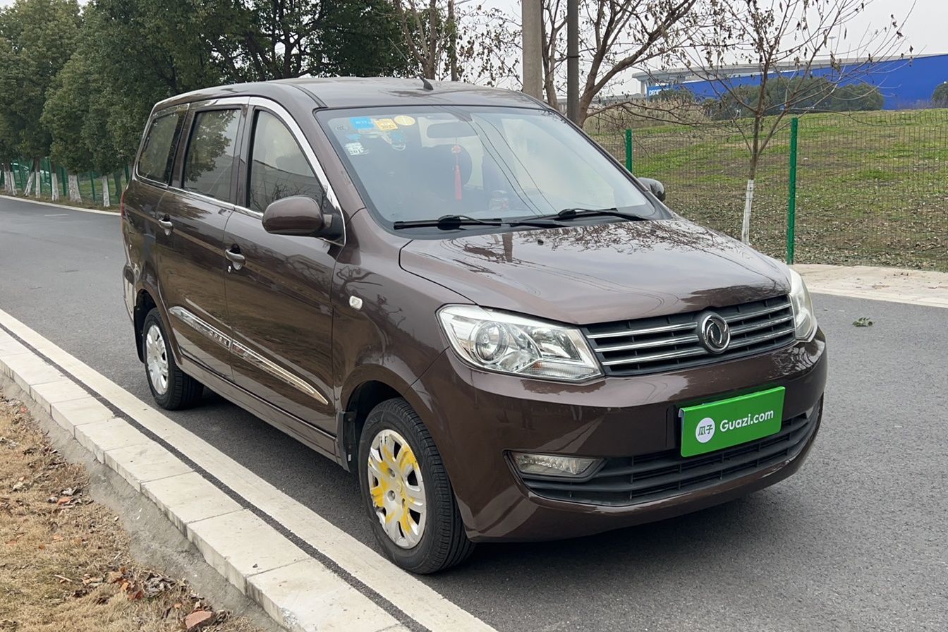 东风风光330 2014款 1.5L 手动实用型DK15