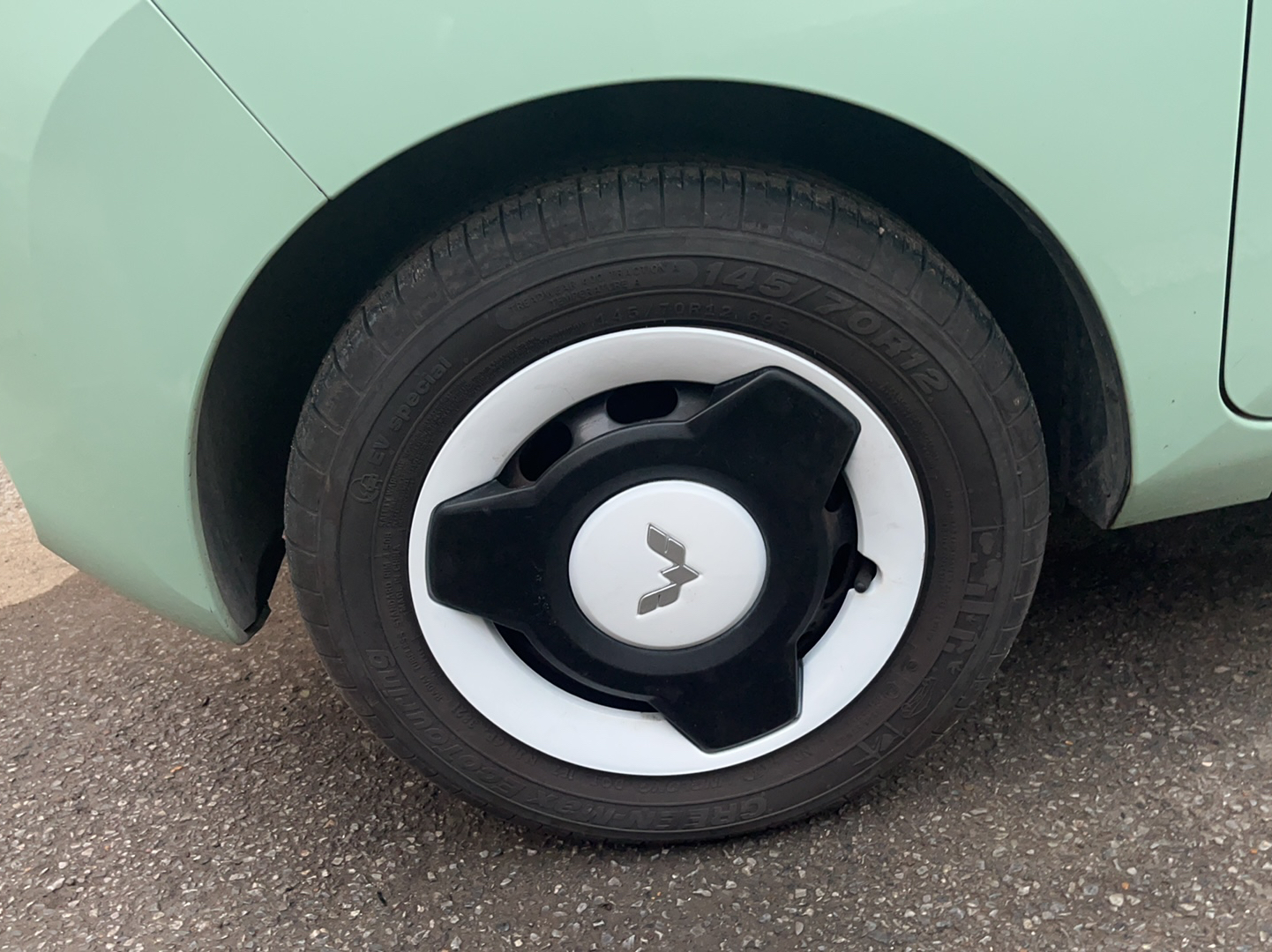 五菱汽车 宏光MINI EV 2021款 马卡龙臻享款 磷酸铁锂