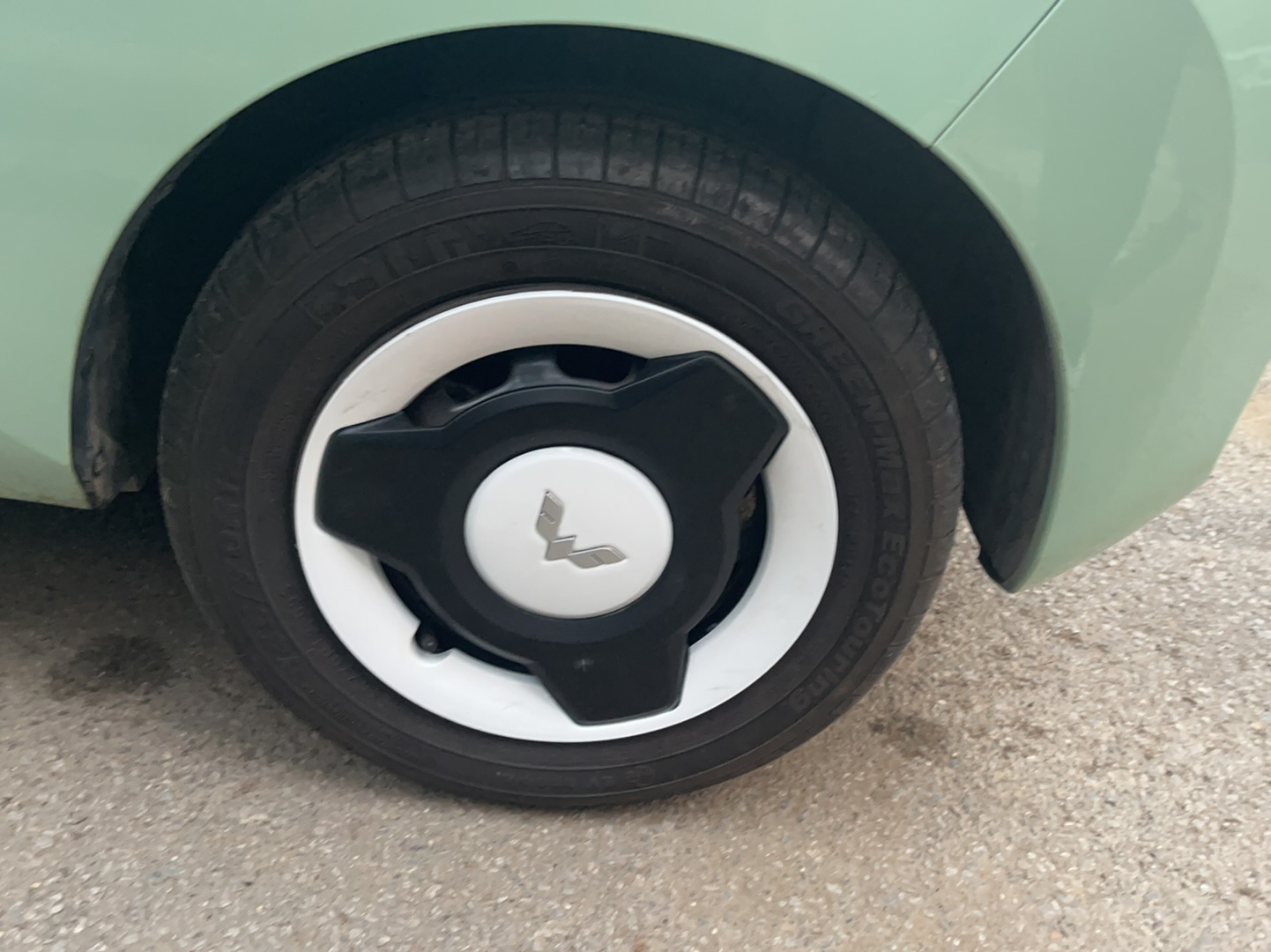 五菱汽车 宏光MINI EV 2021款 马卡龙臻享款 磷酸铁锂