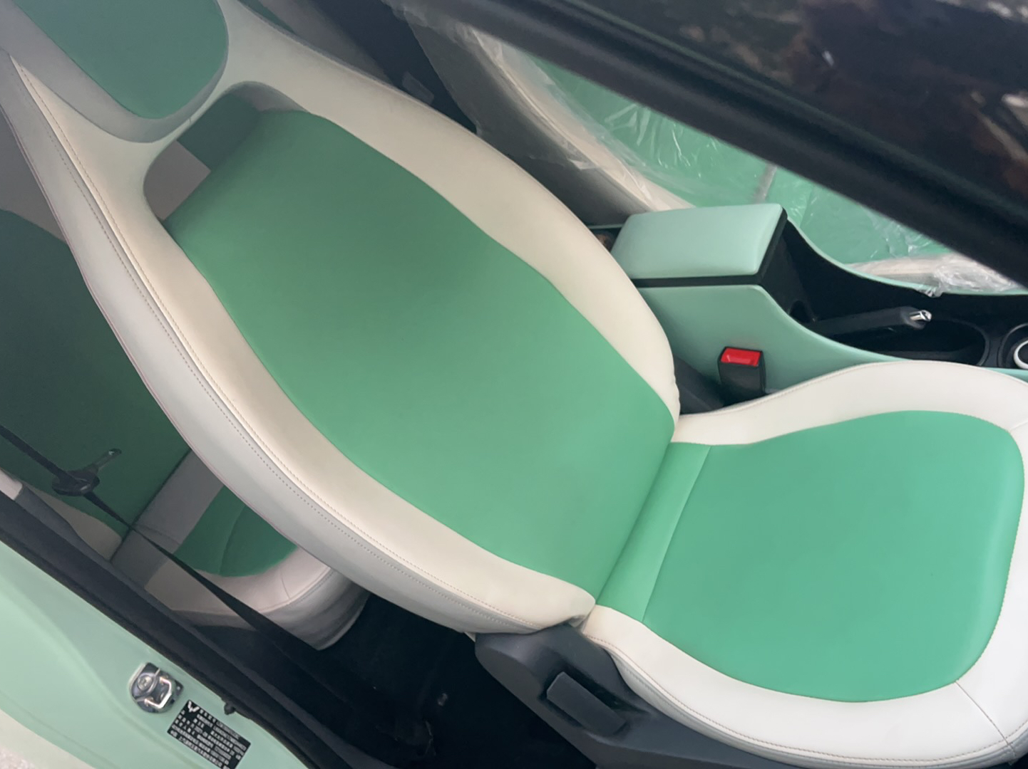 五菱汽车 宏光MINI EV 2021款 马卡龙臻享款 磷酸铁锂