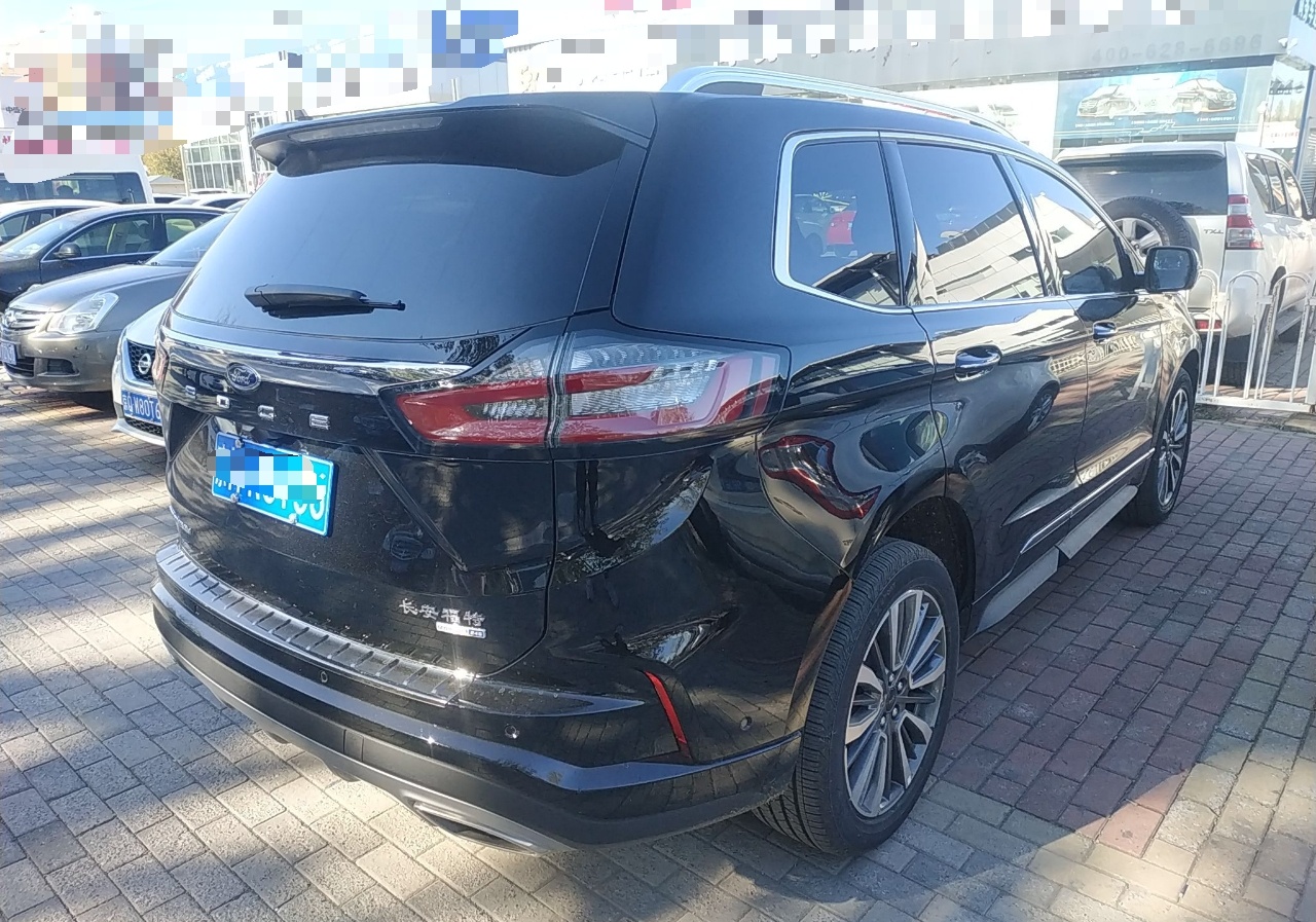 福特 锐界 2021款 PLUS EcoBoost 245 四驱尊锐型 7座