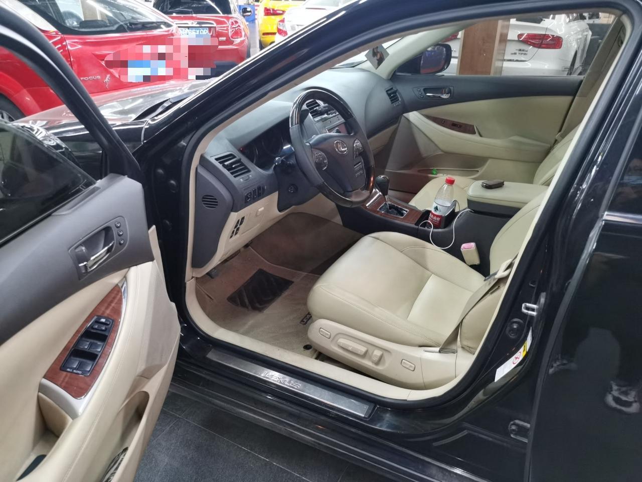 雷克萨斯ES 2010款 240 豪华版