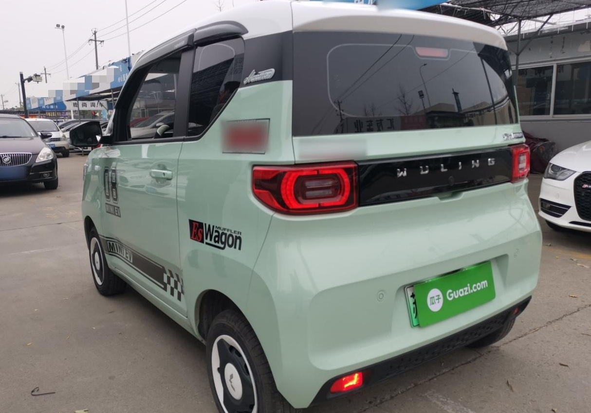 五菱汽车 宏光MINI EV 2021款 马卡龙时尚款 磷酸铁锂