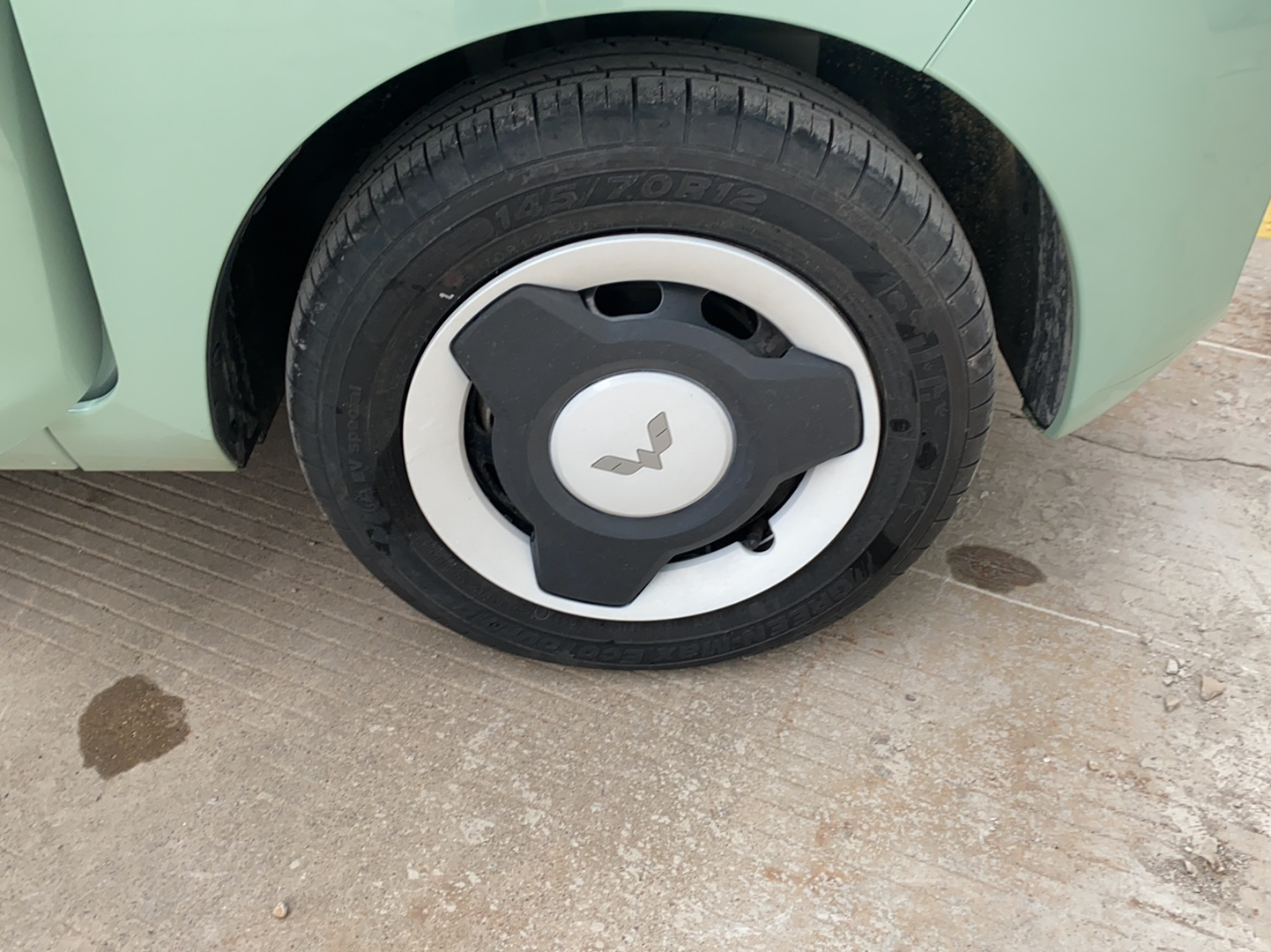 五菱汽车 宏光MINI EV 2021款 马卡龙夹心款 170km 磷酸铁锂