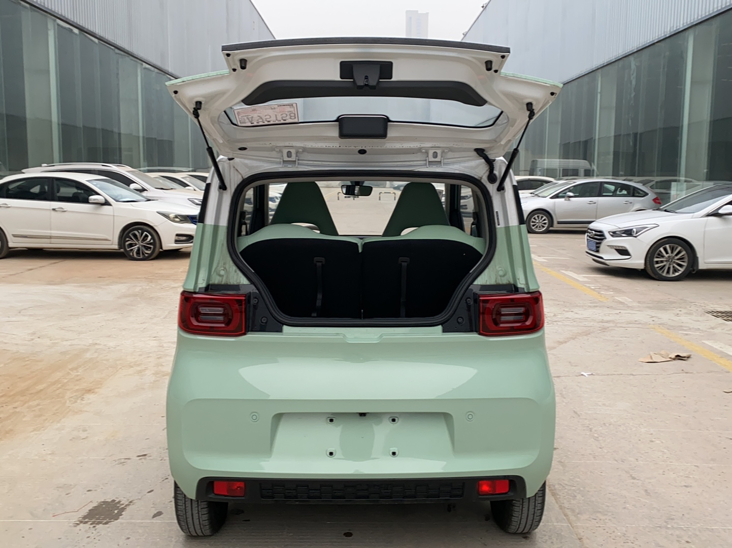 五菱汽车 宏光MINI EV 2021款 马卡龙夹心款 170km 磷酸铁锂