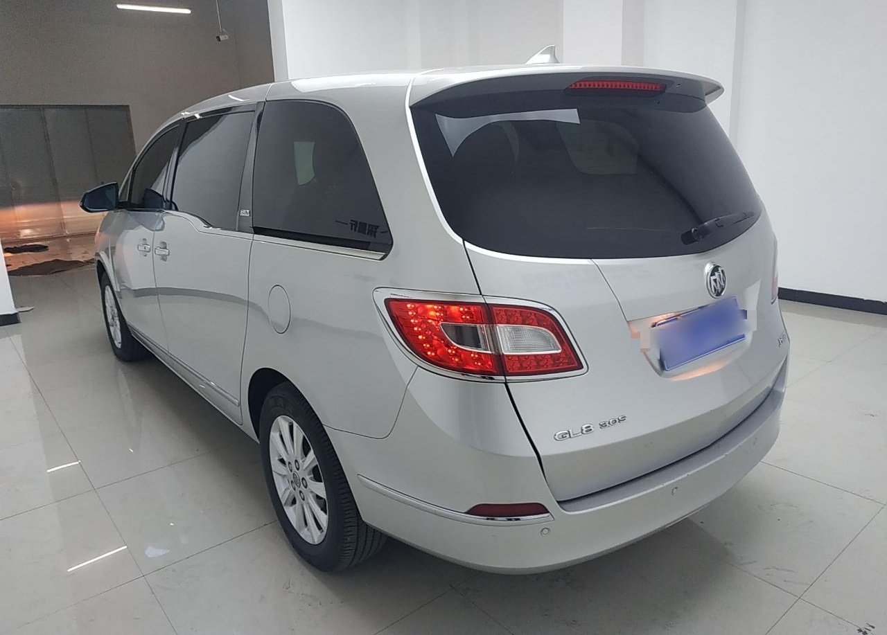 别克GL8 2011款 3.0L GT豪华商务豪雅版