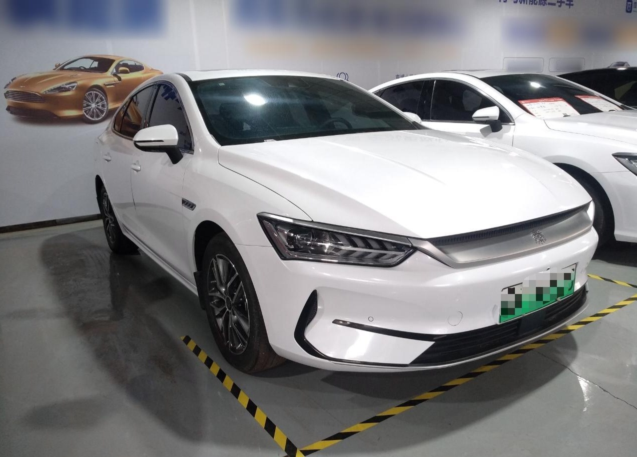 比亚迪 秦PLUS 2021款 EV 500KM 尊贵型