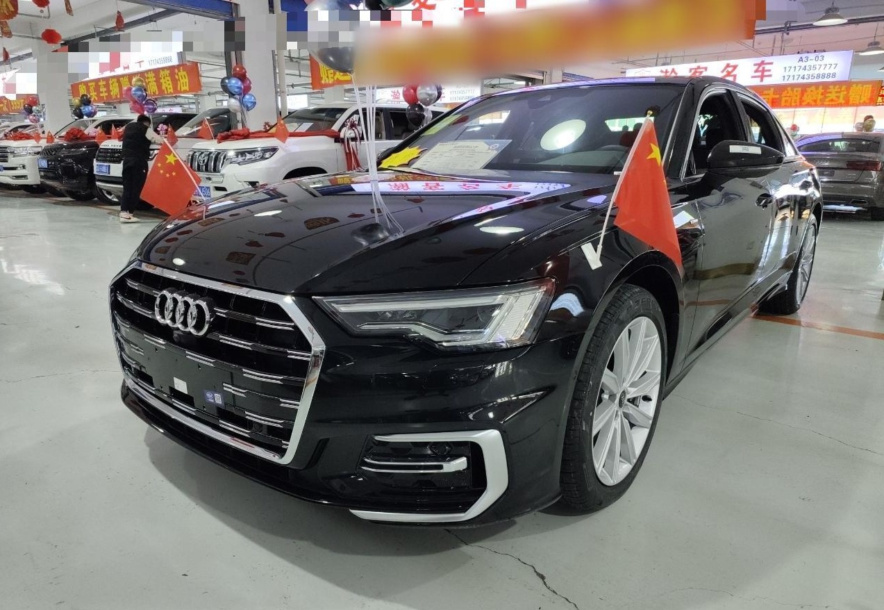 奥迪A6L 2023款 45 TFSI 臻选动感型