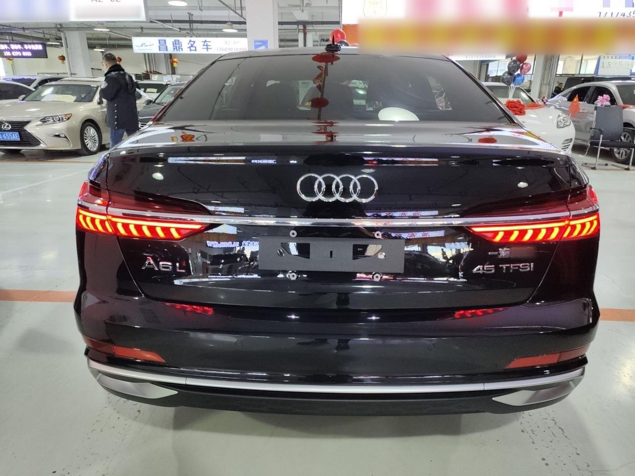 奥迪A6L 2023款 45 TFSI 臻选动感型