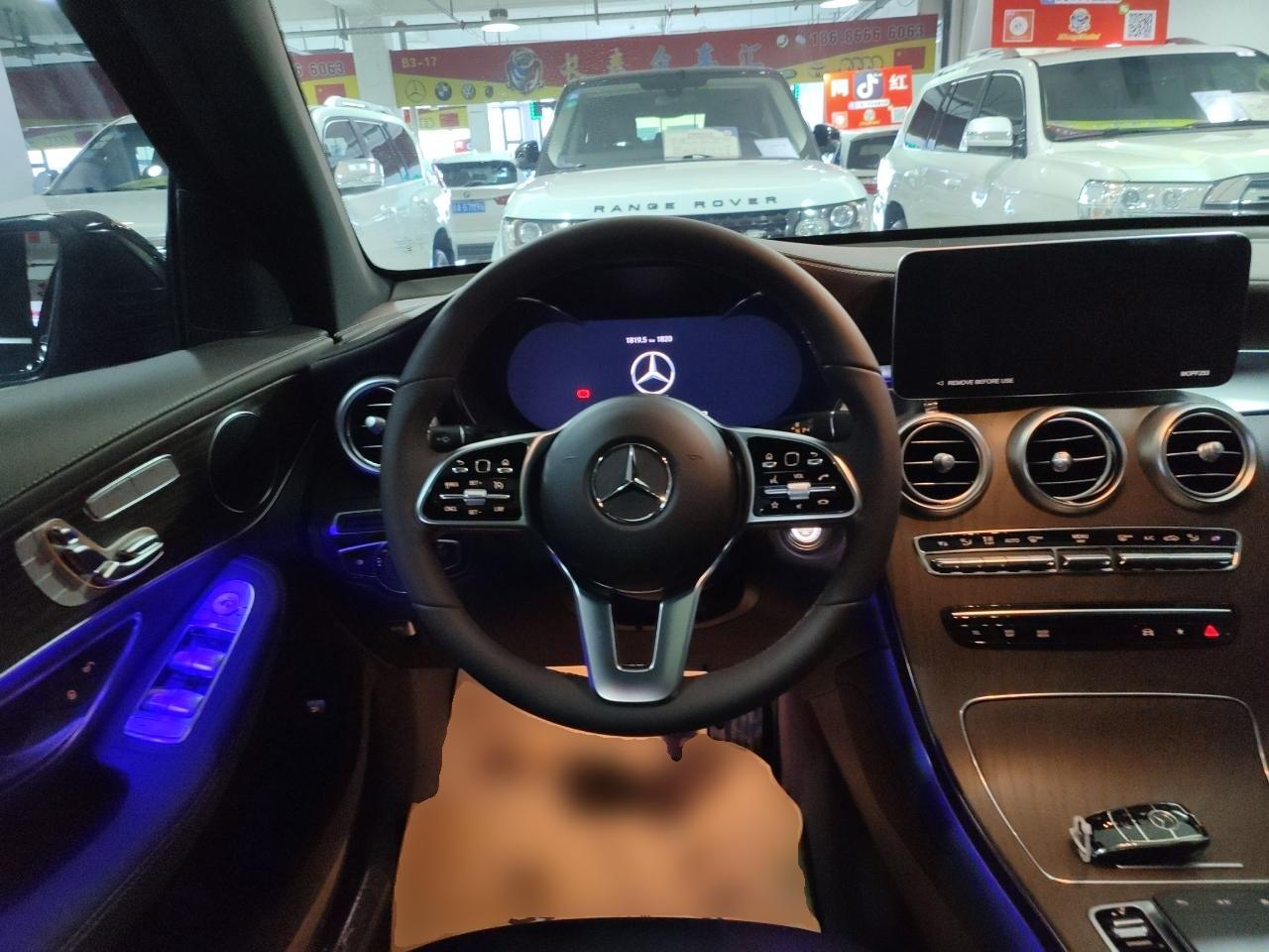 奔驰GLC级 2022款 改款二 GLC 260 L 4MATIC 豪华型