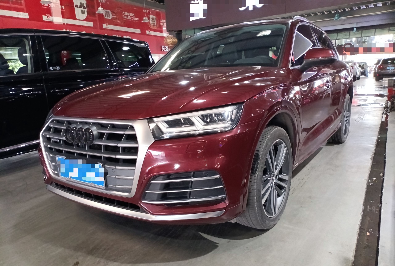 奥迪Q5L 2020款 40 TFSI 荣享时尚型