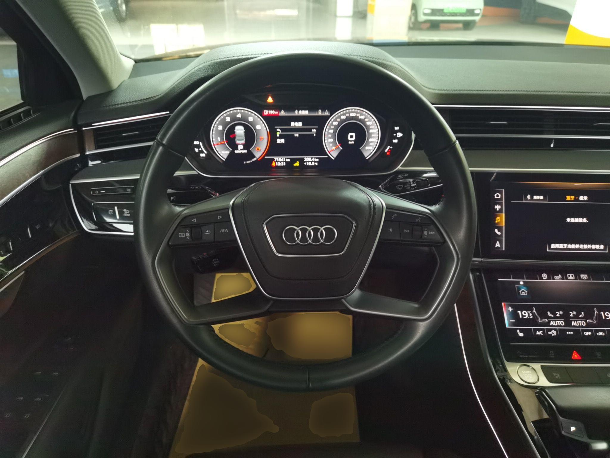 奥迪A8L 2018款 A8L 55 TFSI quattro投放版尊享型(进口)