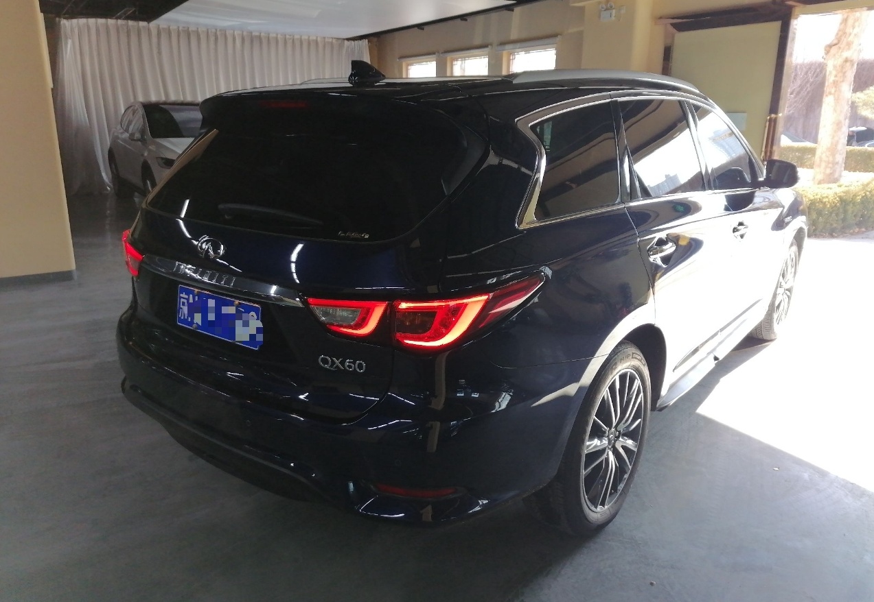 英菲尼迪QX60 2016款 2.5T Hybrid 四驱全能版(进口)