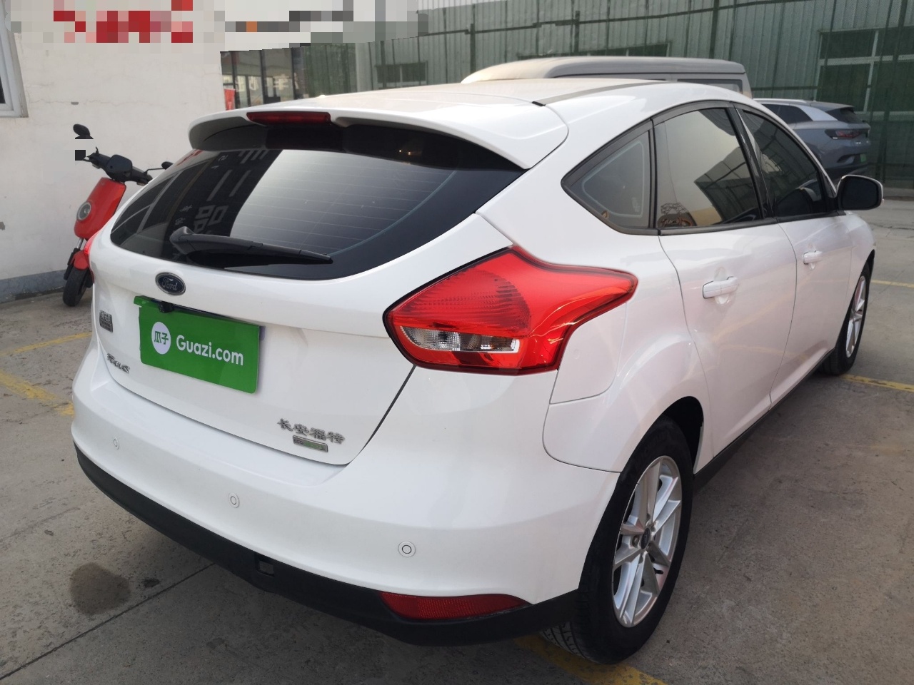 福特 福克斯 2015款 两厢 EcoBoost 125 自动超能风尚型