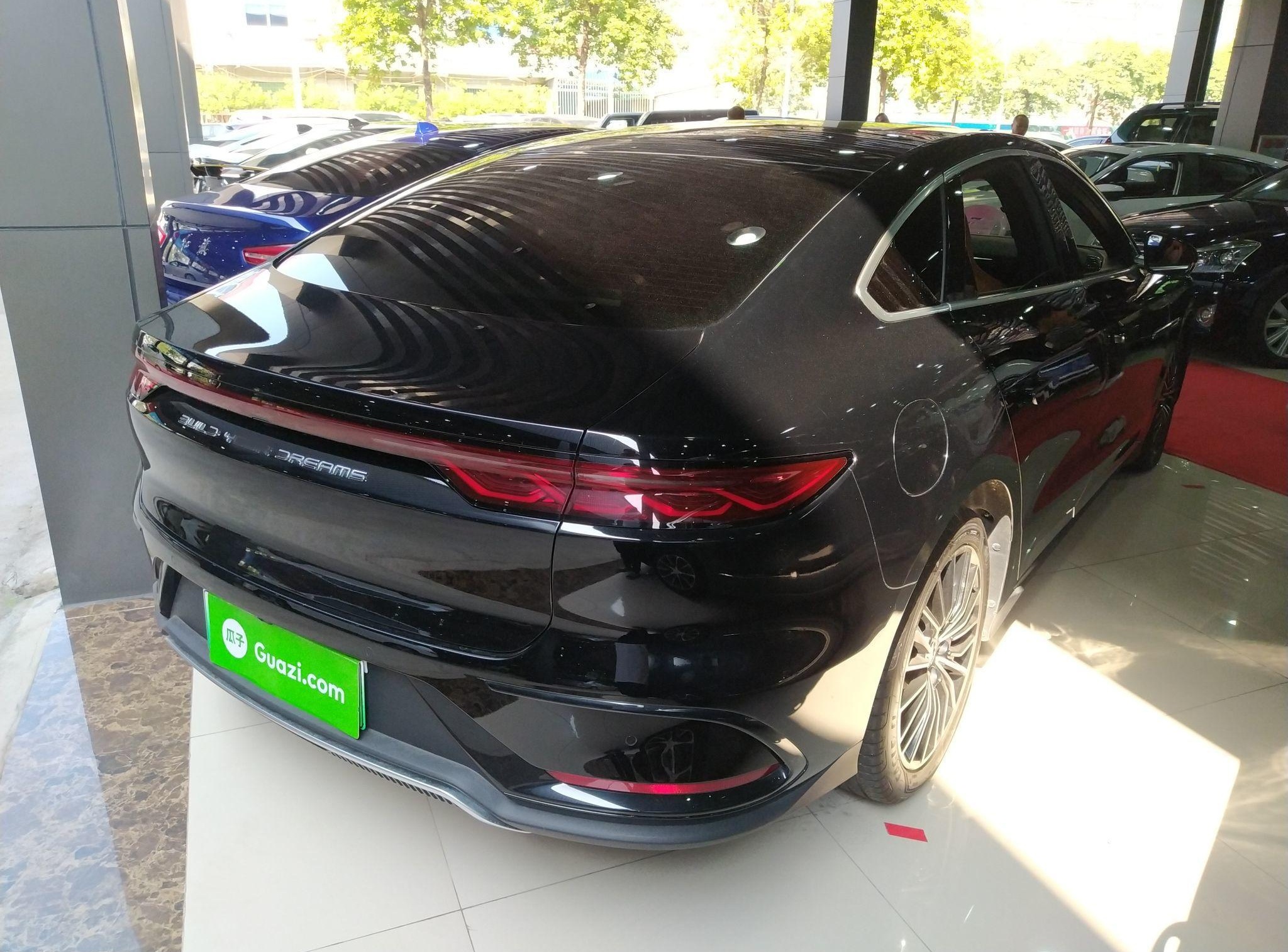 比亚迪 汉 2022款 DM-i 121KM 尊享型