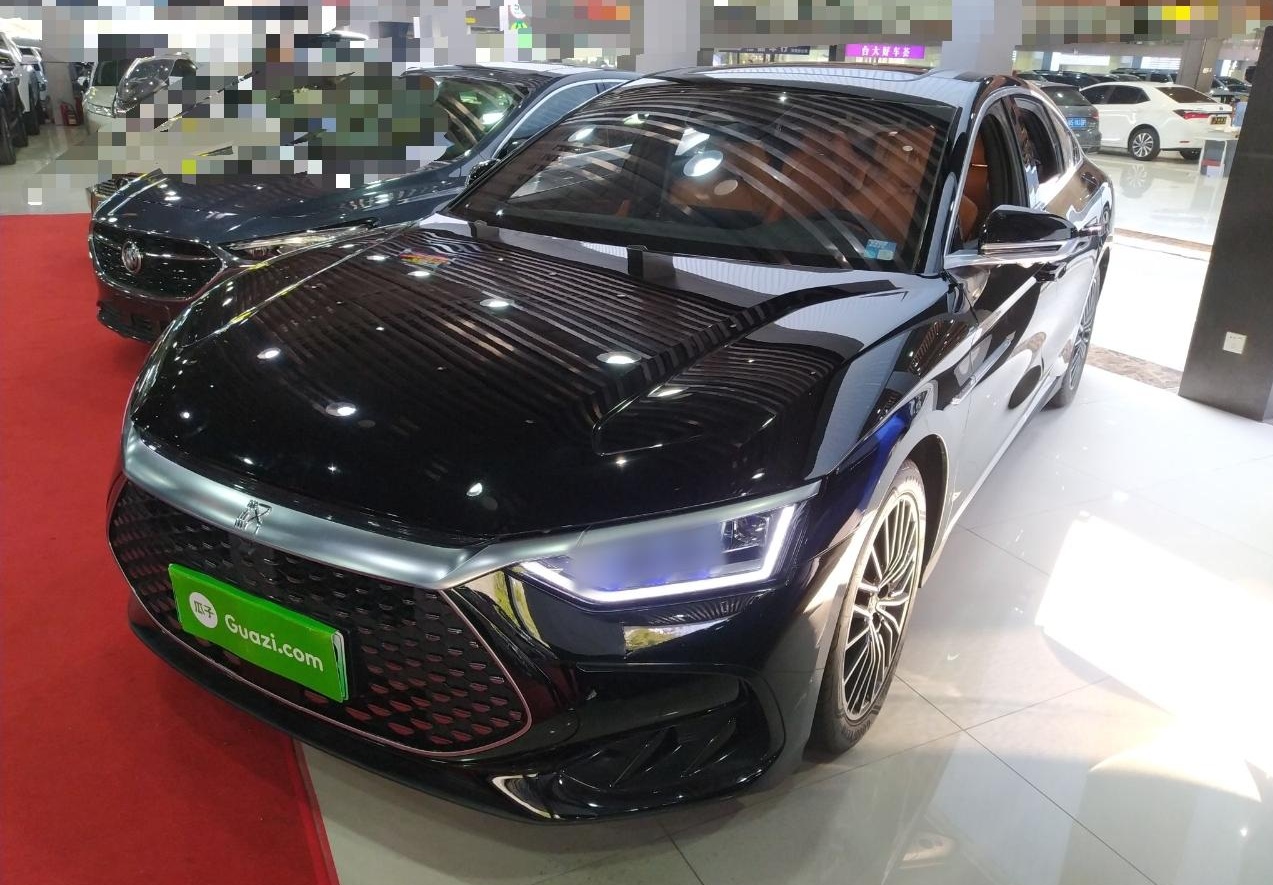 比亚迪 汉 2022款 DM-i 121KM 尊享型