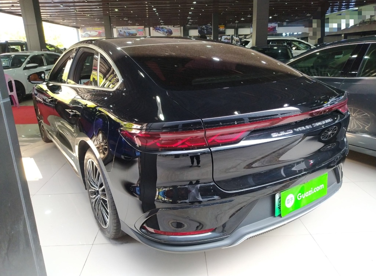 比亚迪 汉 2022款 DM-i 121KM 尊享型