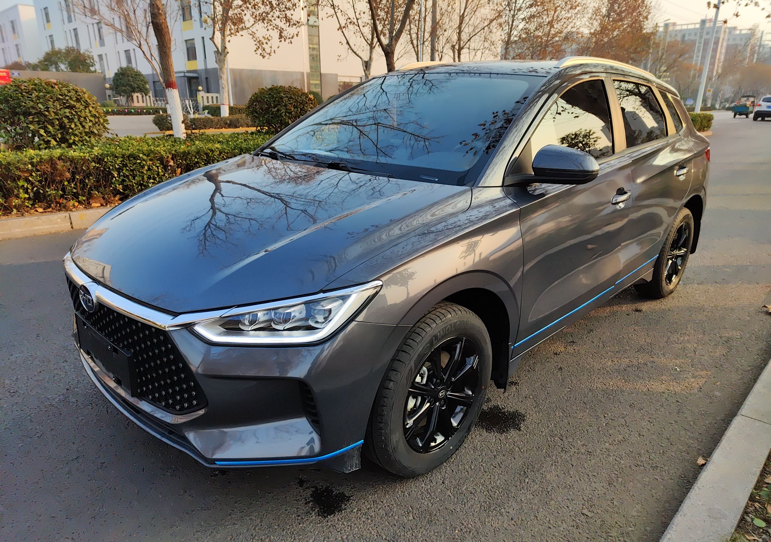 比亚迪e2 2019款 高续航版 耀·豪华型