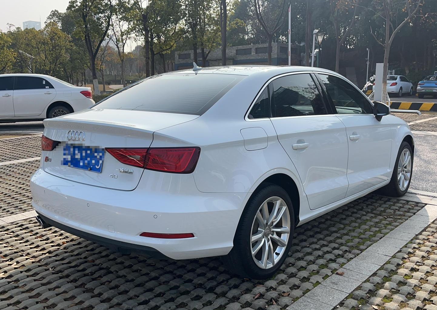 奥迪A3 2015款 Limousine 40 TFSI 自动舒适型