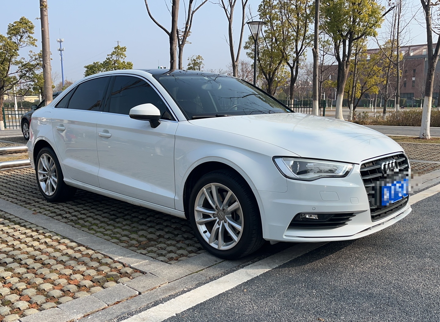 奥迪A3 2015款 Limousine 40 TFSI 自动舒适型