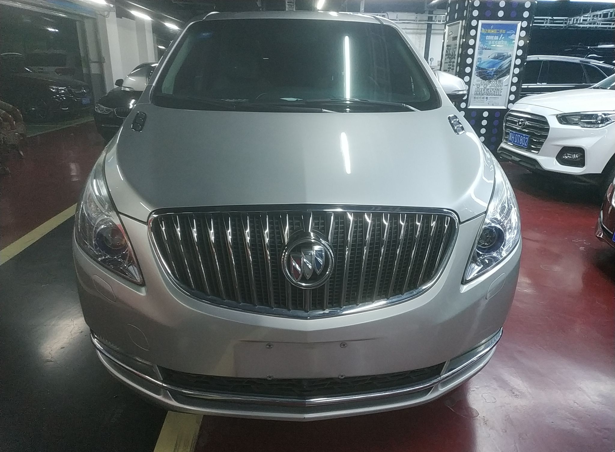 别克GL8 2014款 3.0L XT豪华商务旗舰版