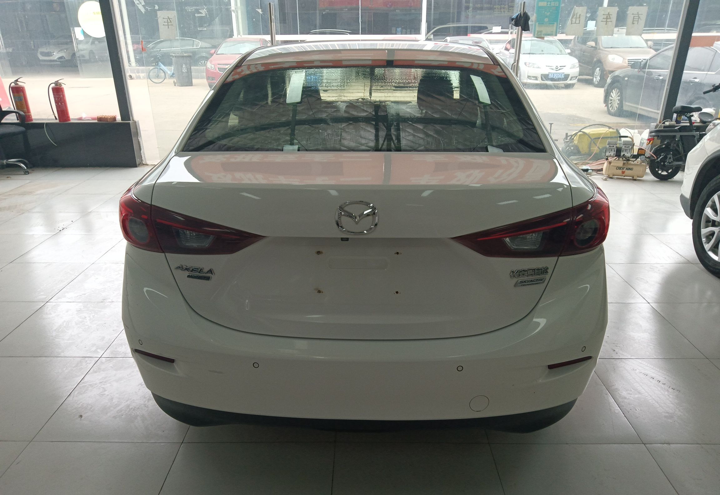 马自达 昂克赛拉 2014款 三厢 1.5L 自动豪华型