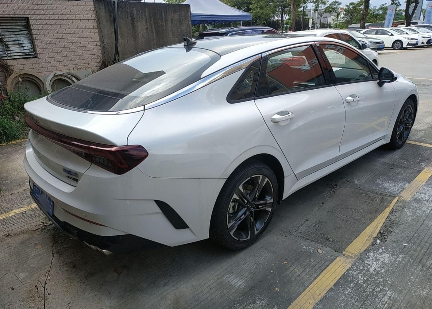 起亚 K5凯酷 2021款 380T GT-Line 焕新版