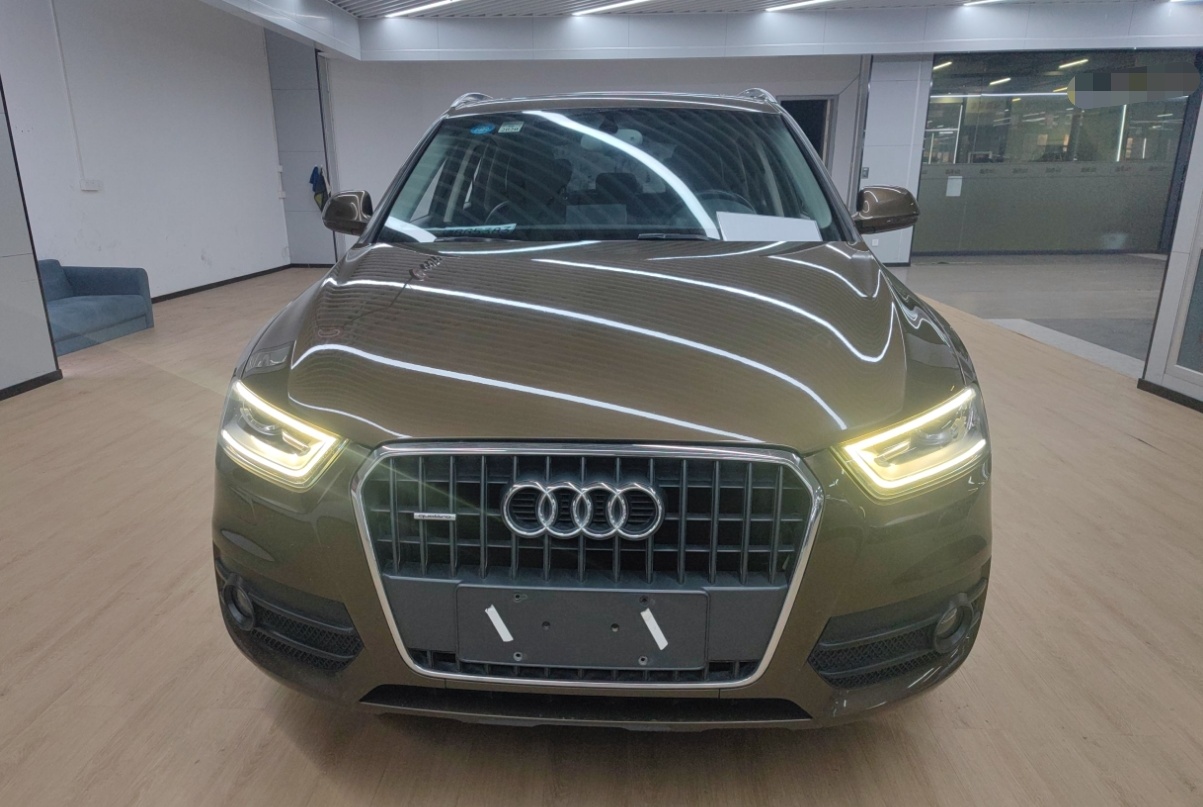 奥迪Q3 2013款 35 TFSI quattro 舒适型