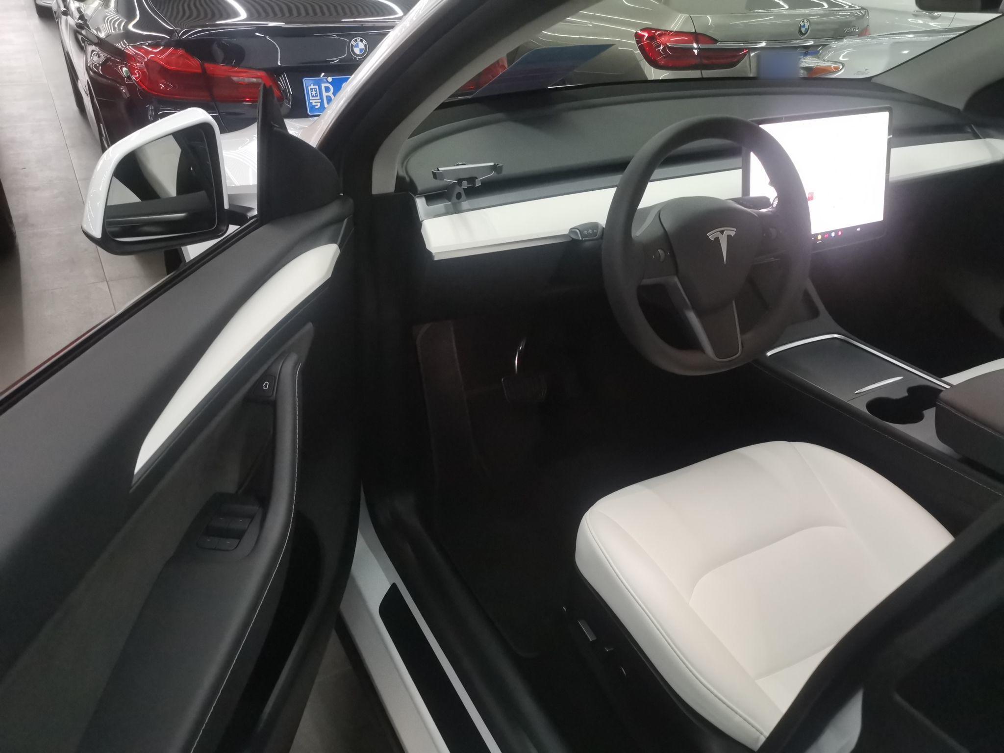 特斯拉 Model Y 2022款 后轮驱动版