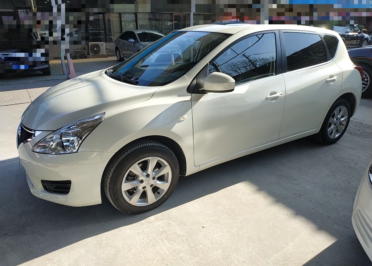 日产 骐达 2011款 1.6L CVT智能型