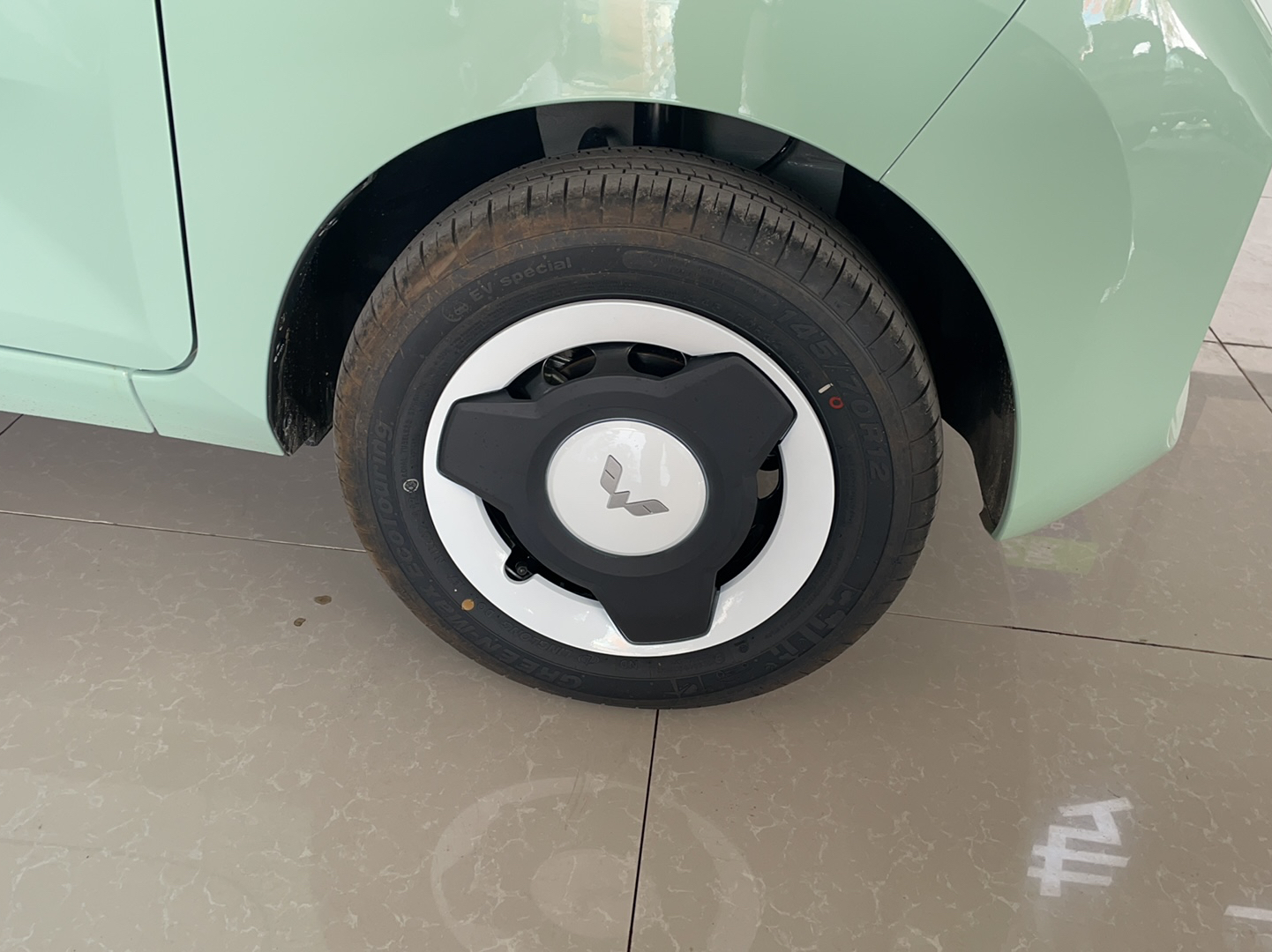 五菱汽车 宏光MINI EV 2022款 马卡龙时尚款 三元锂