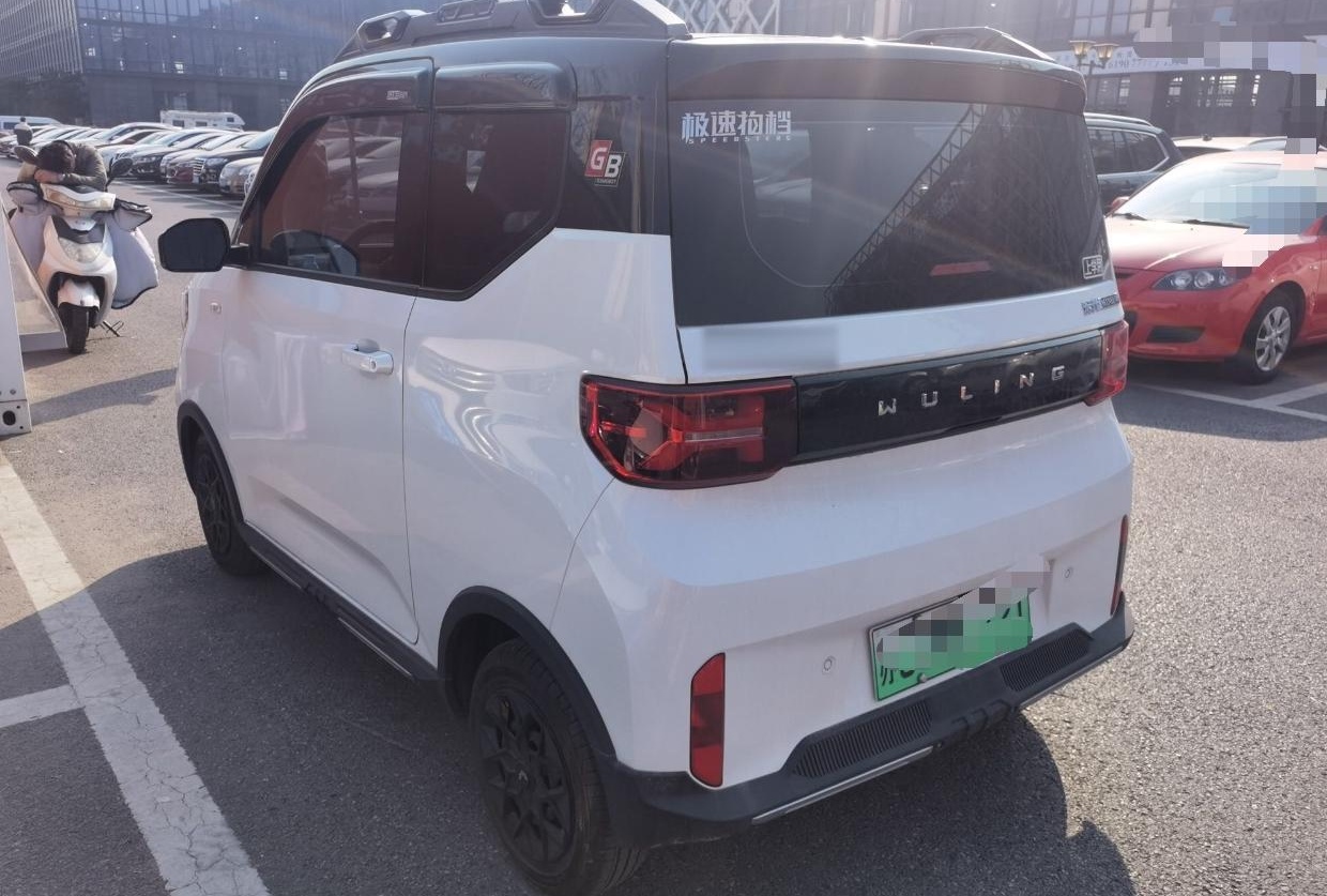 五菱汽车 宏光MINI EV 2022款 GAMEBOY 300km 玩咖款