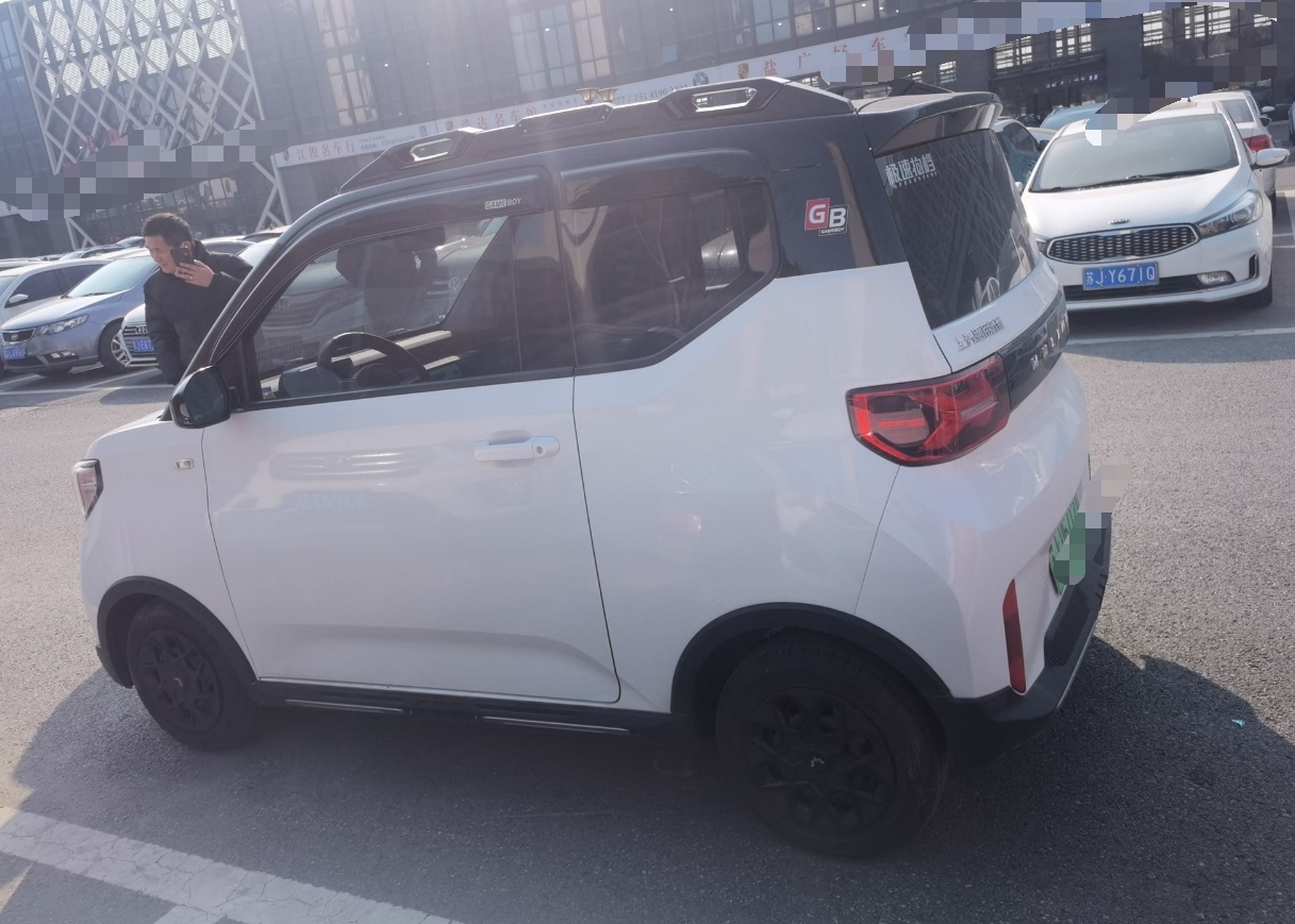 五菱汽车 宏光MINI EV 2022款 GAMEBOY 300km 玩咖款